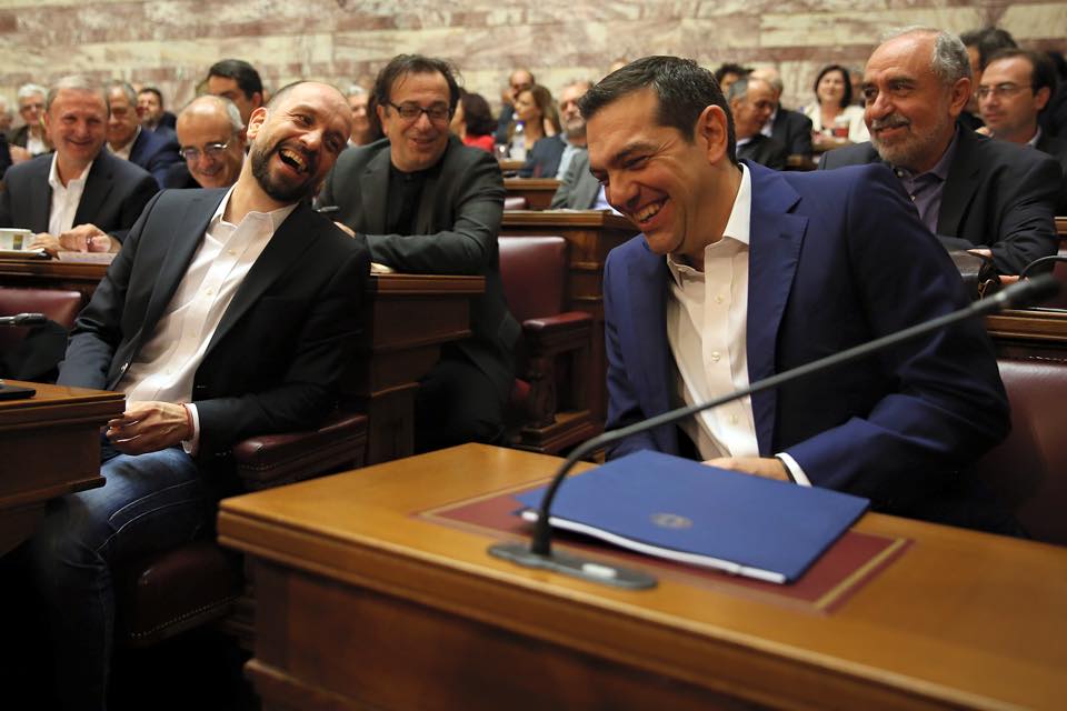 Κώστας Μπάρκας: Ερώτηση στη Βουλή για την εγκατάσταση ανεμογεννητριών στη Μικρή Λάκκα Σουλίου