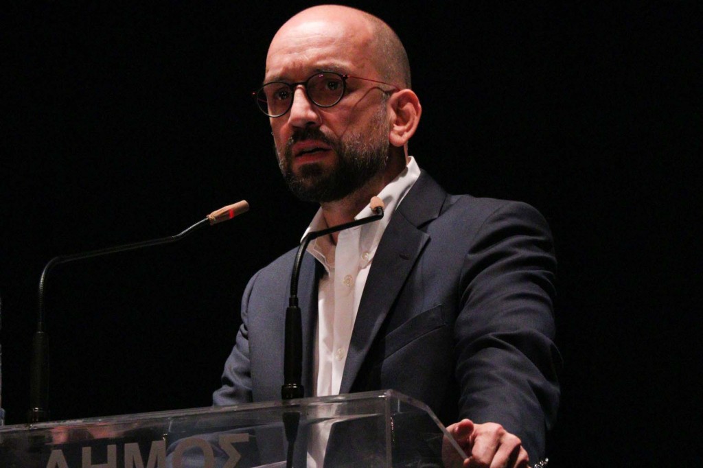 Κώστας Μπάρκας: Η χώρα χρειάζεται μια σοβαρή κυβέρνηση και έναν σοβαρό Πρωθυπουργό